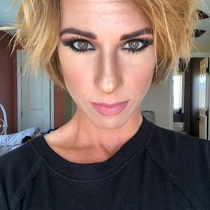 Meet your Posher, Ashleigh